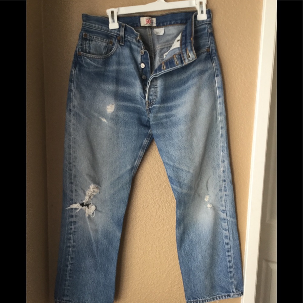 501 Levi’s Distressed